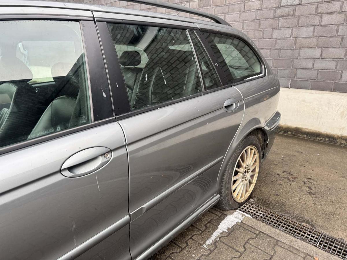 Jaguar X-Type original T&uuml;r hinten links LHK Quartzgrau Kombi Rohbau Bj.2006